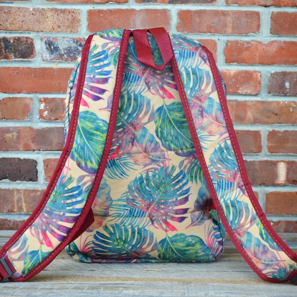 Model Miami Backpack - Picture 8 of 11